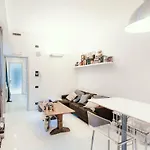 Giovio Loft By 