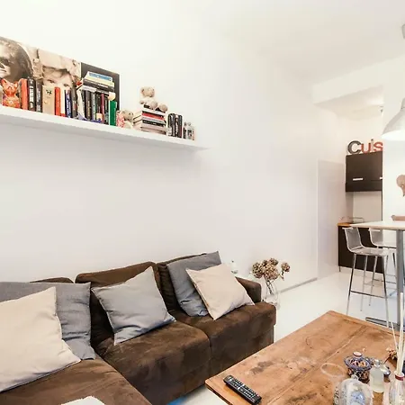 Giovio Loft - The House Of Travelers *