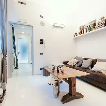 Giovio Loft - The House Of Travelers Apartament Como