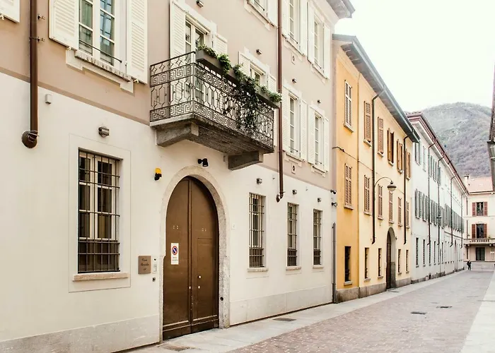 Apartment Giovio Loft - The House Of Travelers *