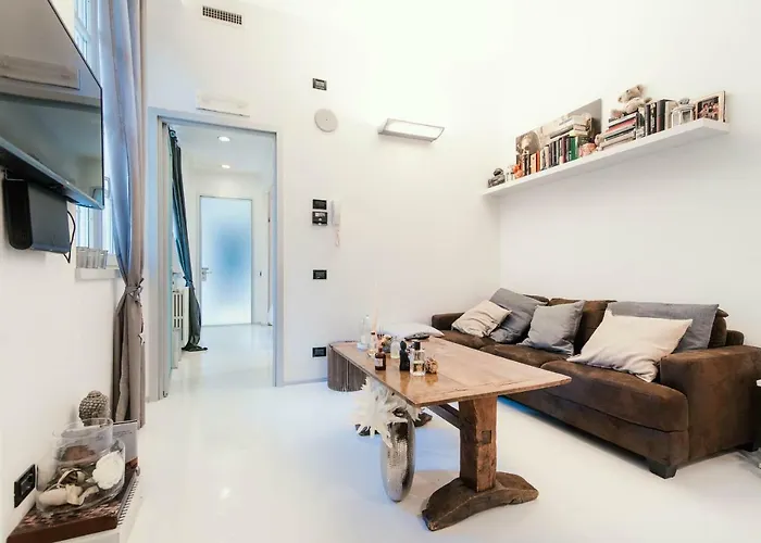 Giovio Loft - The House Of Travelers Apartment Como